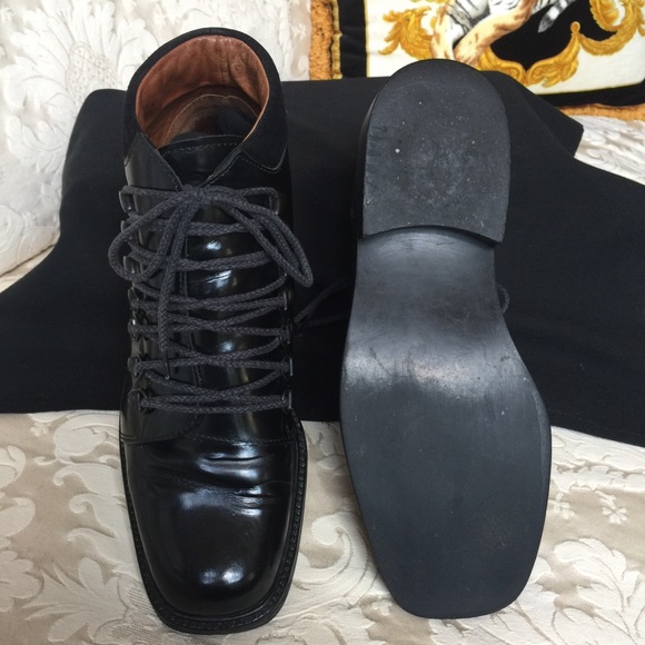 GUCCI Tom Ford ‘99 Black Leather Ankle Boots - Picture 6 of 7